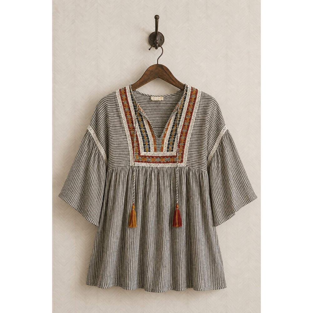 Sweet Magnolia Peasant Top Embroidered Striped Tassel Boho Tunic Large NWOT